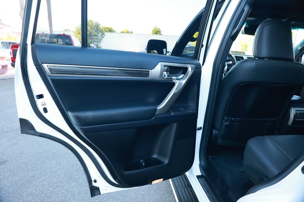 Used 2020 Lexus GX 460 Premium AWD/4WD image 40