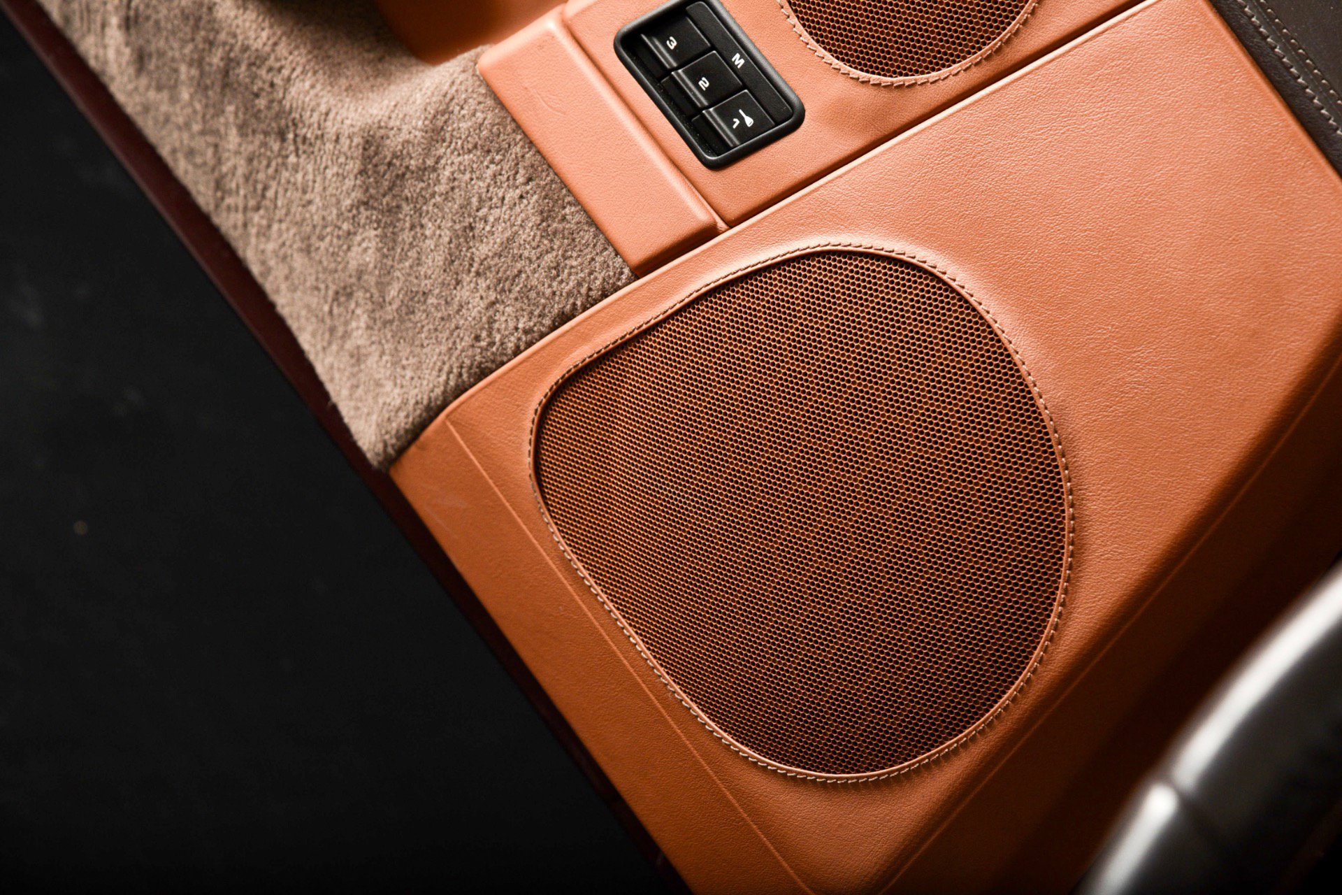 Used 2008 Porsche 911 Turbo image 35