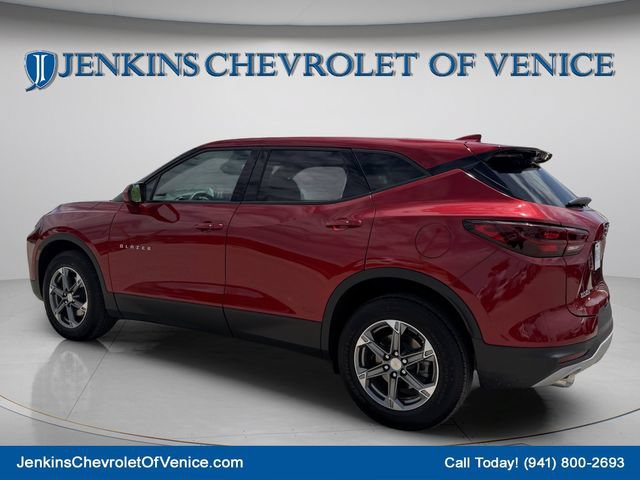 Used 2023 Chevrolet Blazer LT FWD image 8