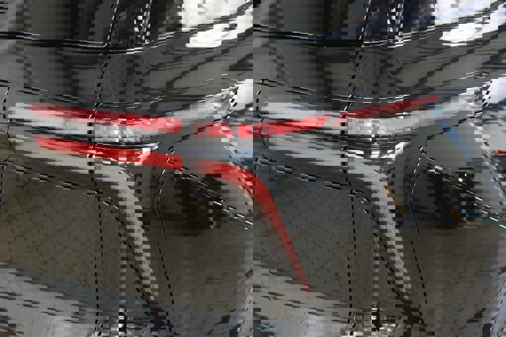 New 2026 Chevrolet Traverse LT image 19