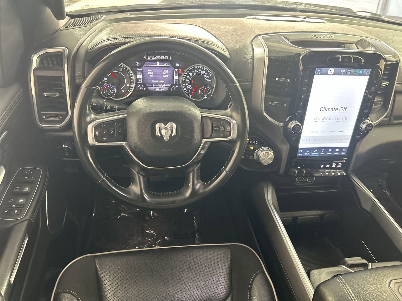 Used 2022 RAM 1500 Laramie w/ Sport Appearance Package image 21