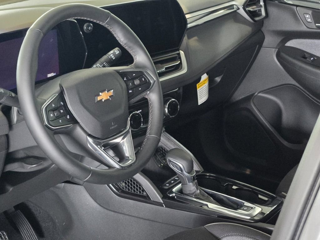 Certified 2026 Chevrolet TrailBlazer LT w/ Convenience Package FWD image 22