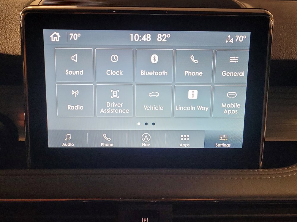 Used 2022 Lincoln Corsair FWD w/ Equipment Group 101A image 25