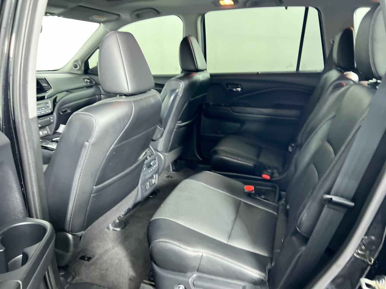 Used 2019 Honda Pilot Elite image 26