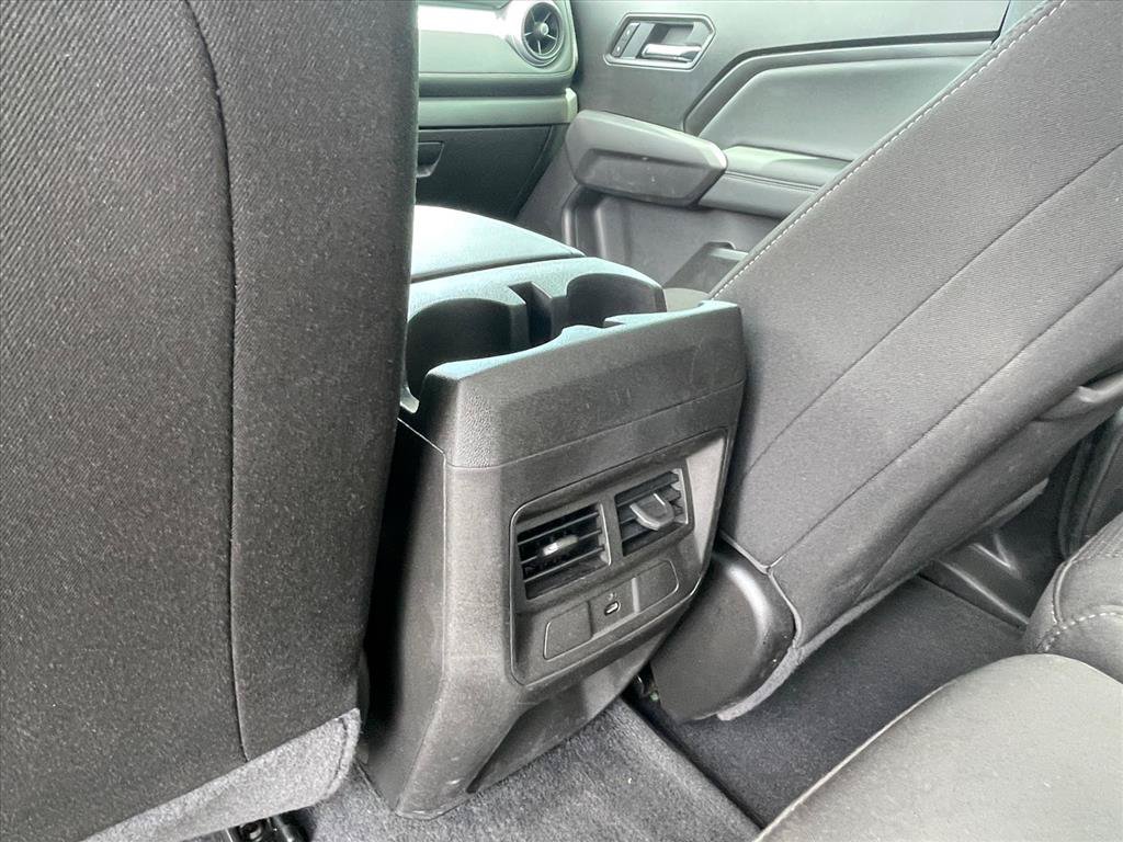 Used 2025 Chevrolet Colorado LT RWD image 23