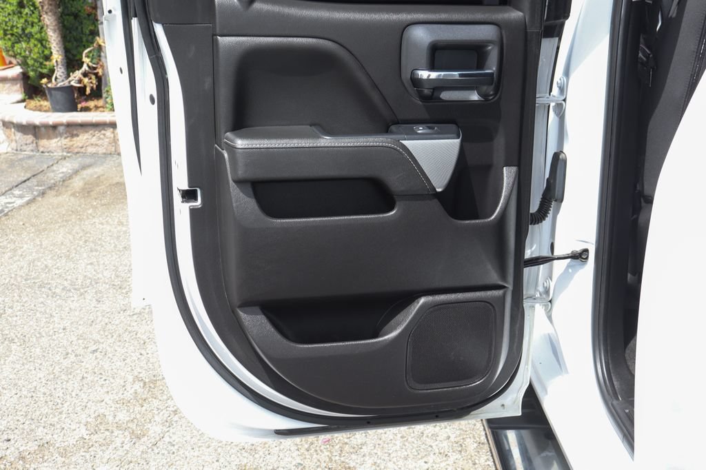 Used 2018 Chevrolet Silverado 1500 LT w/ All Star Edition AWD/4WD image 43