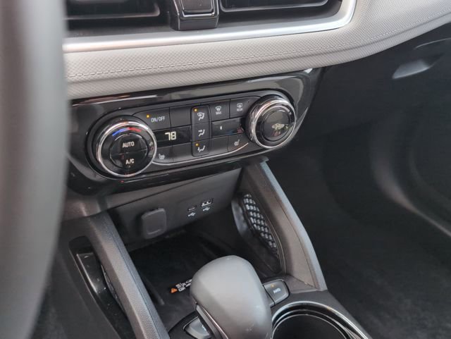 Certified 2026 Chevrolet TrailBlazer LT w/ Convenience Package image 23