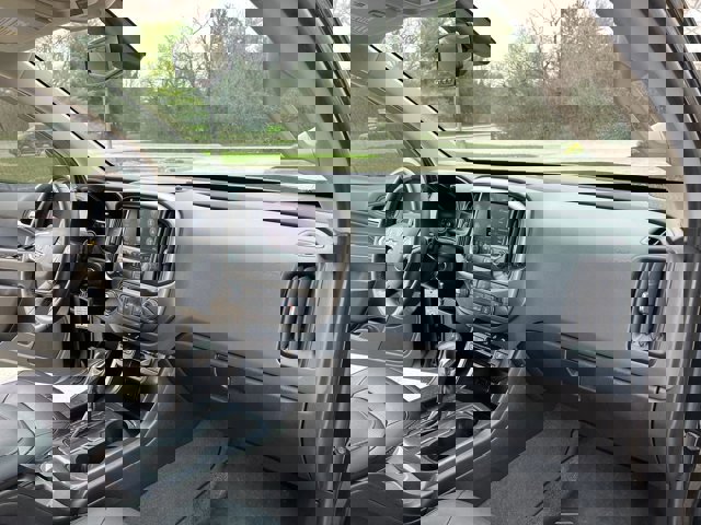 Used 2022 Chevrolet Colorado Z71 image 29