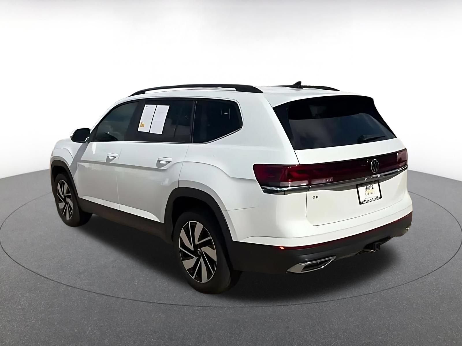 Used 2026 Volkswagen Atlas SE FWD image 9
