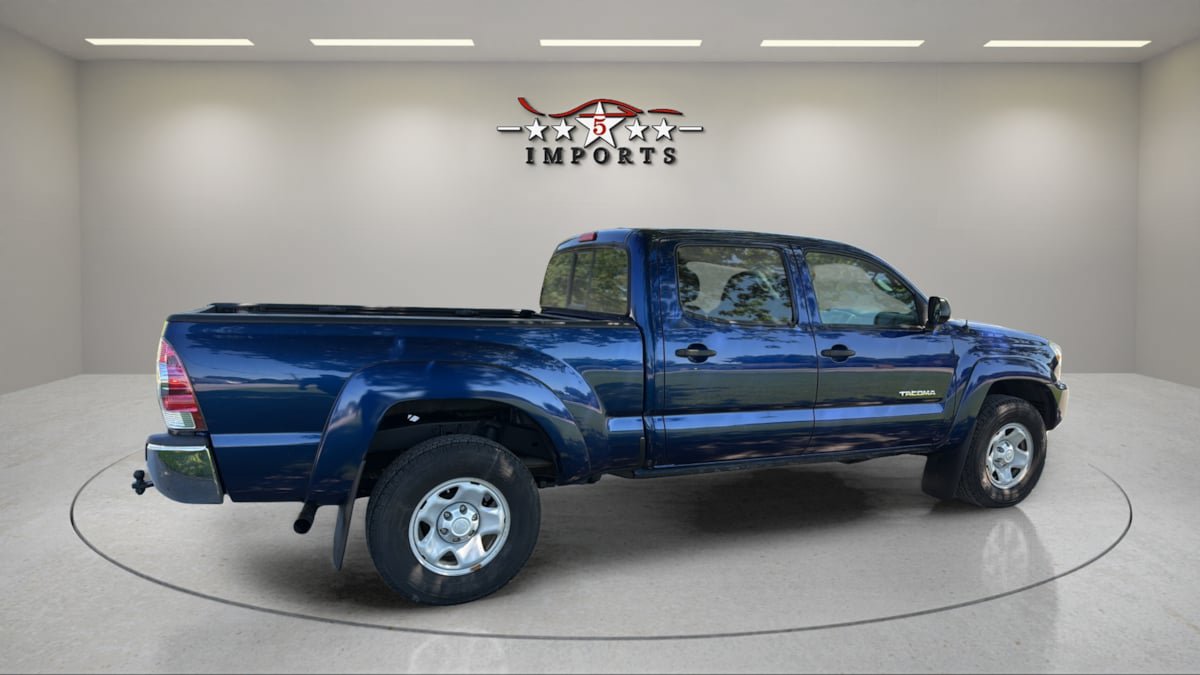 Used 2015 Toyota Tacoma 4x4 Double Cab w/ SR5 Package image 4