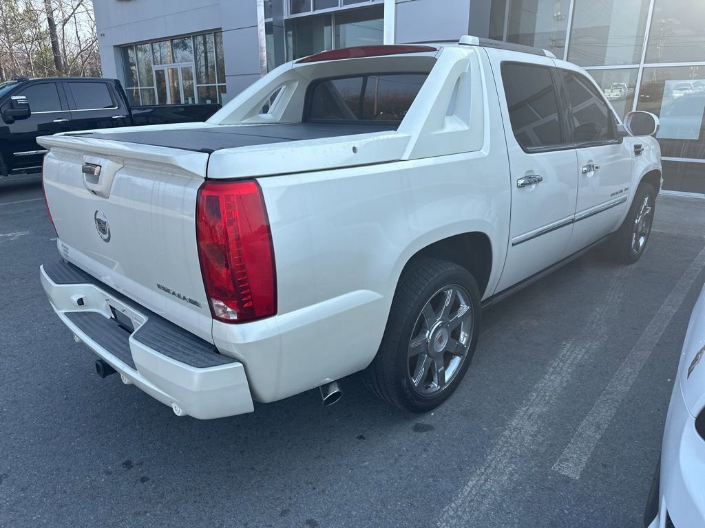Used 2012 Cadillac Escalade EXT Premium image 4