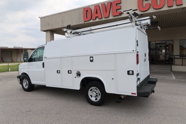Used 2020 Chevrolet Express 3500 w/ Power Convenience Package RWD image 6