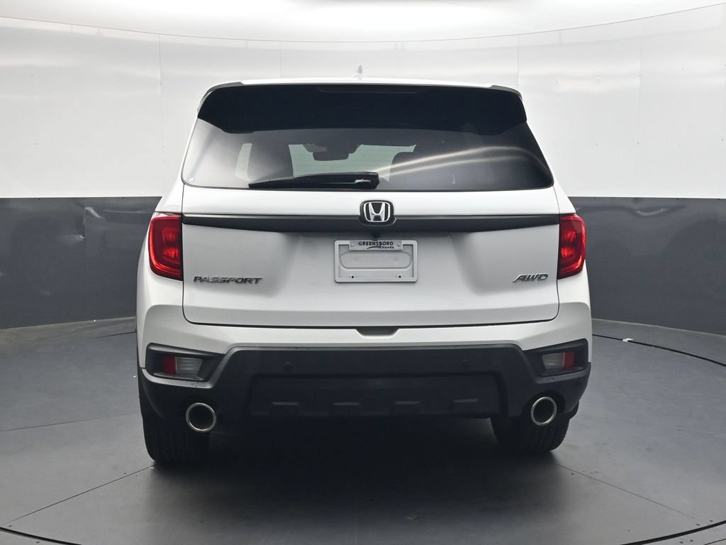 Used 2023 Honda Passport EX-L image 5
