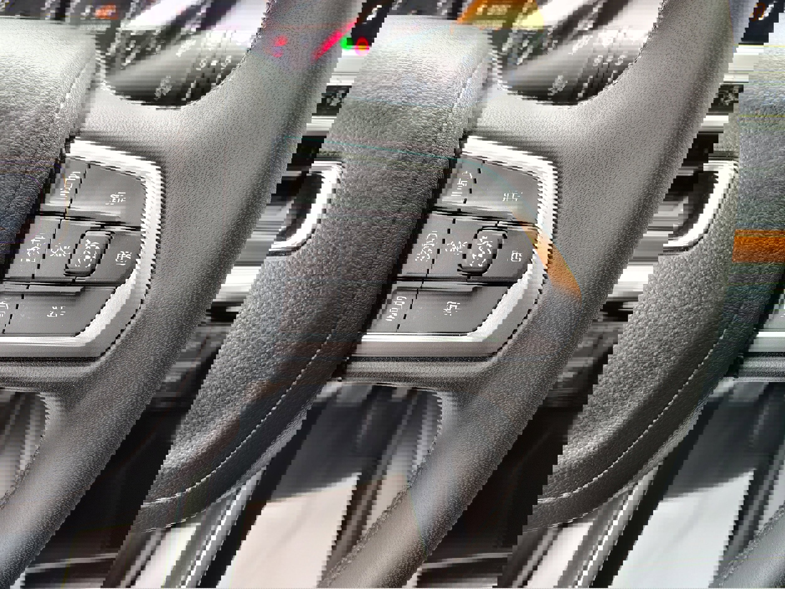 Certified 2024 Jeep Compass Limited image 28