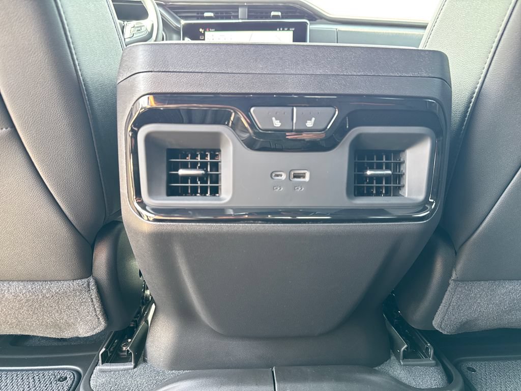 New 2026 GMC Sierra 1500 AT4 w/ AT4 Premium Package AWD/4WD image 43