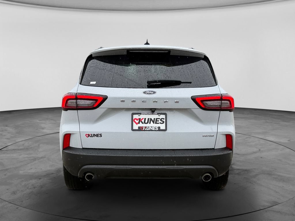 Used 2025 Ford Escape ST-Line Select AWD/4WD image 8