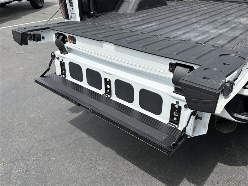 Used 2025 GMC Sierra 2500 AT4 AWD/4WD image 31