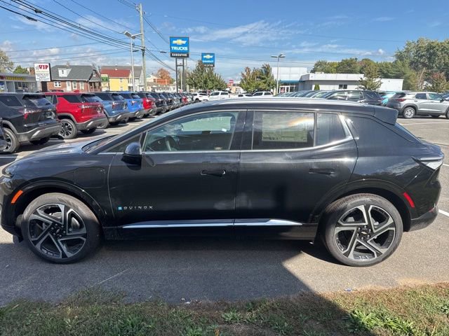 New 2025 Chevrolet Equinox EV LT w/ Convenience Package II AWD/4WD image 3