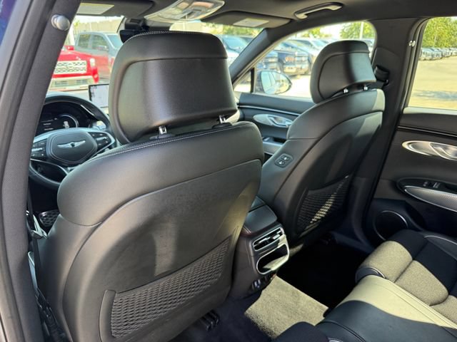 Used 2025 Genesis GV70 3.5T Sport AWD/4WD image 29
