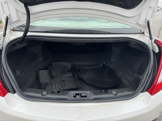 Used 2014 Lincoln MKS AWD w/ Equipment Group 101A image 36