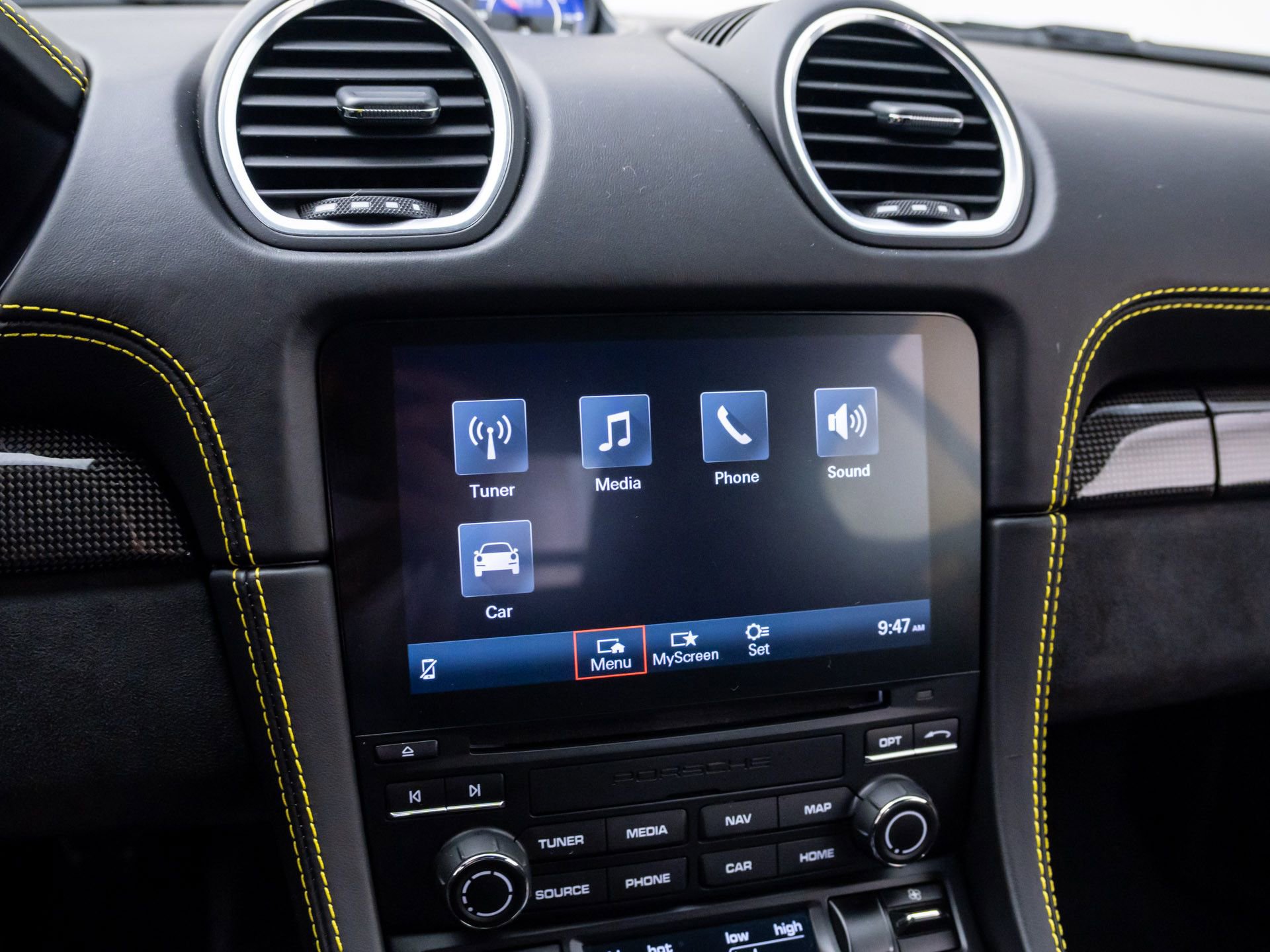 Used 2020 Porsche 718 Cayman GT4 image 34