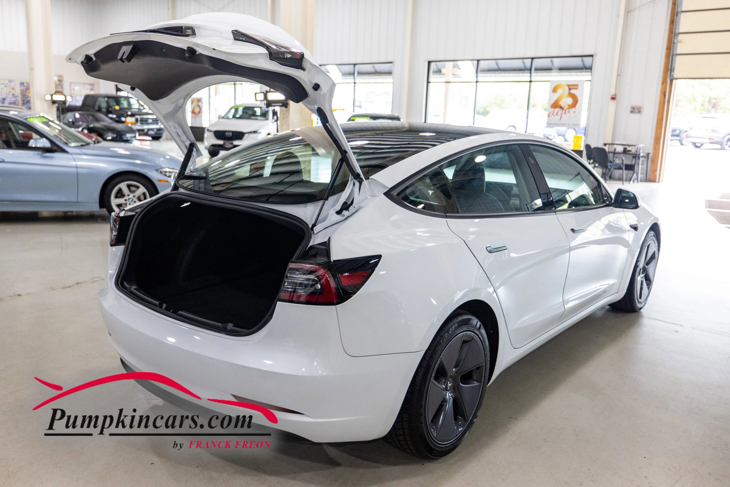 Used 2023 Tesla Model 3 Standard Range RWD image 13