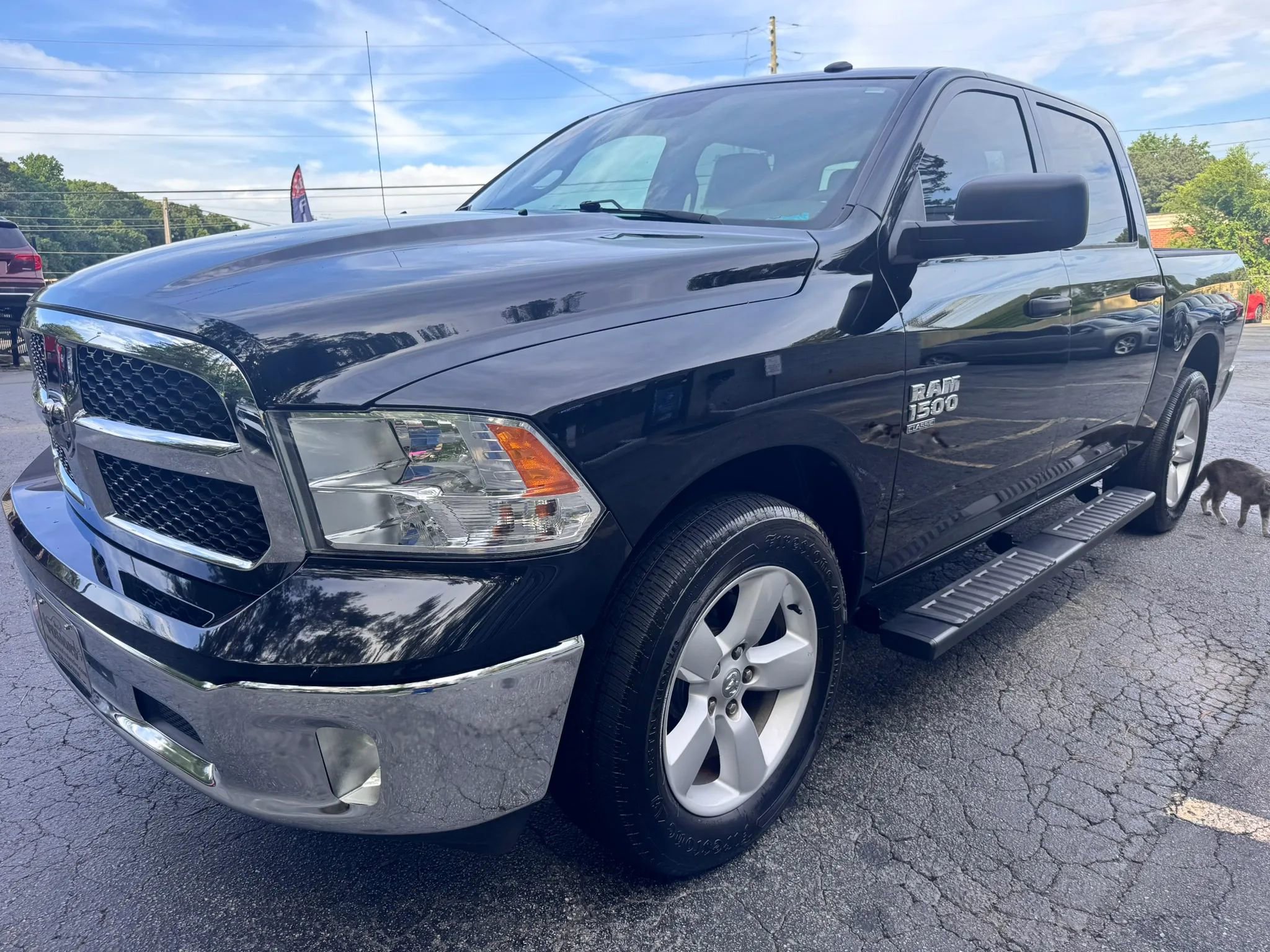 Used 2020 RAM 1500 Tradesman w/ Tradesman SXT Package RWD image 3