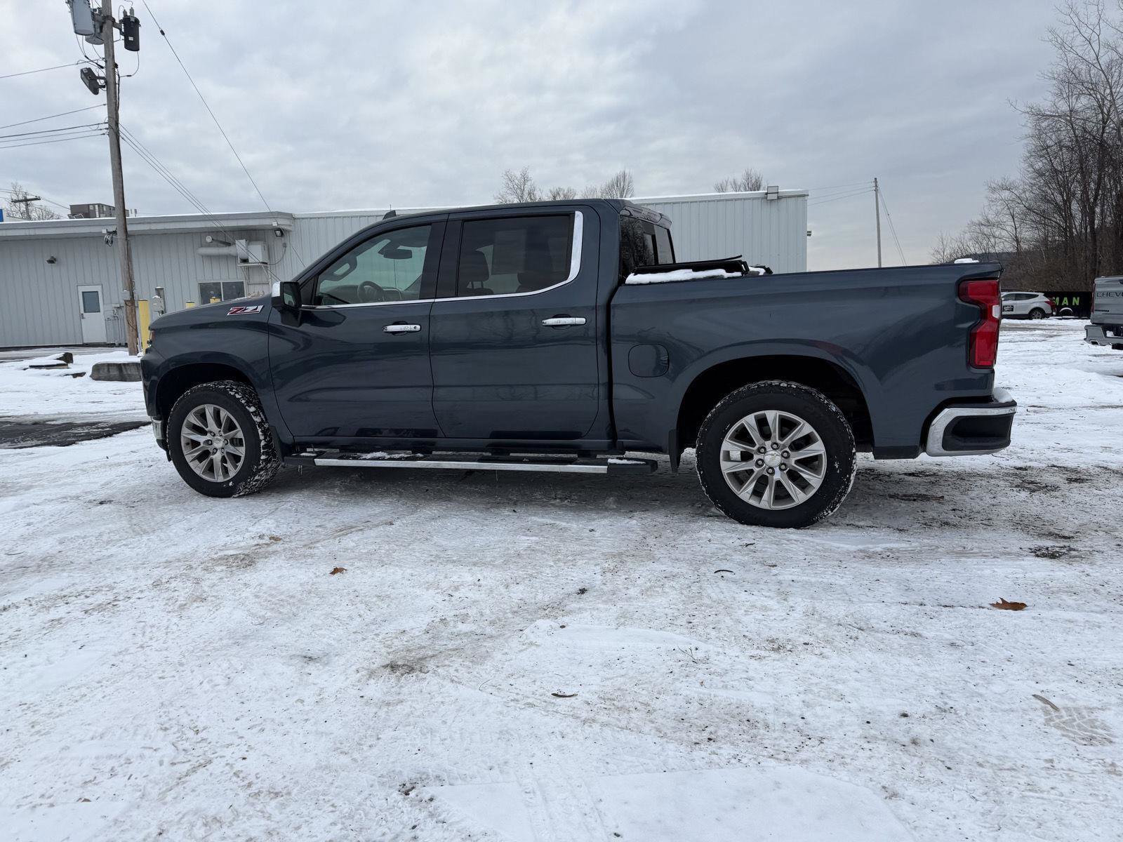 Used 2021 Chevrolet Silverado 1500 LTZ w/ LTZ Convenience Package II image 4