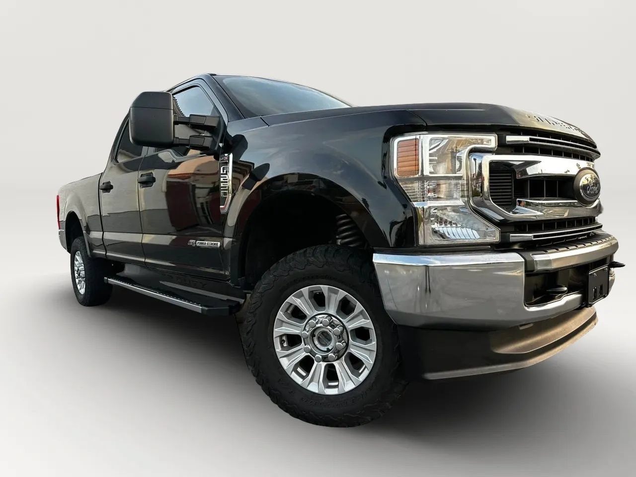 Used 2021 Ford F250 XL w/ STX Appearance Package AWD/4WD image 3