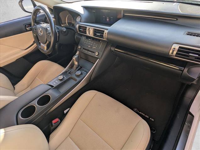 Used 2016 Lexus IS 200t image 18
