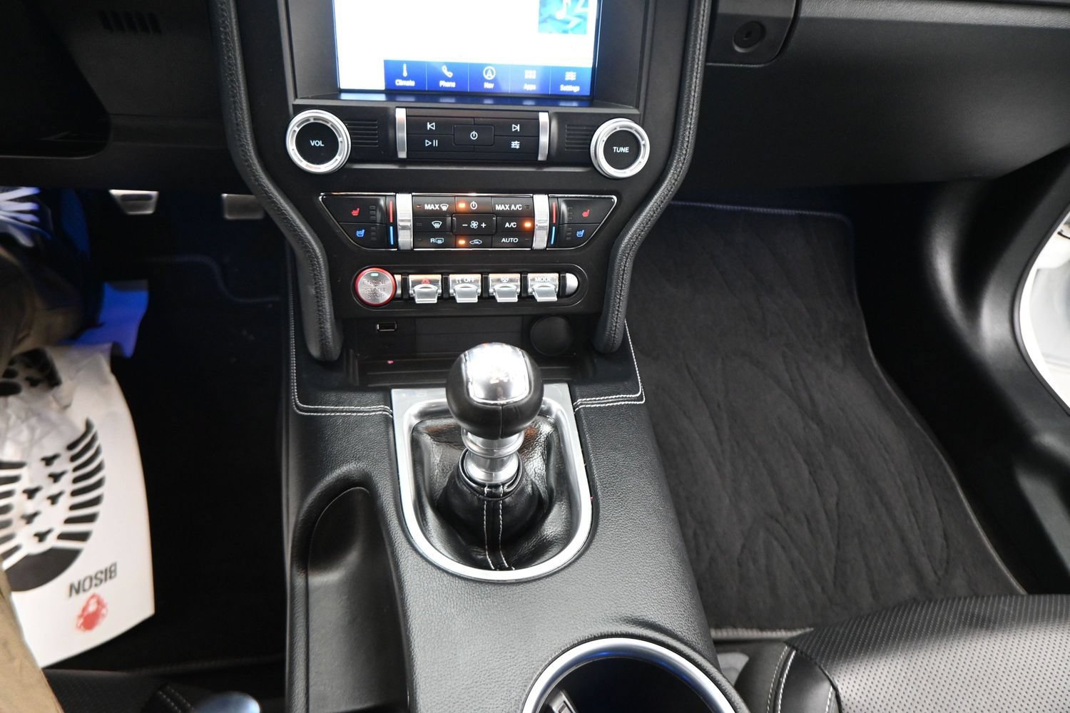 Used 2022 Ford Mustang GT Premium w/ Equipment Group 401A RWD image 2