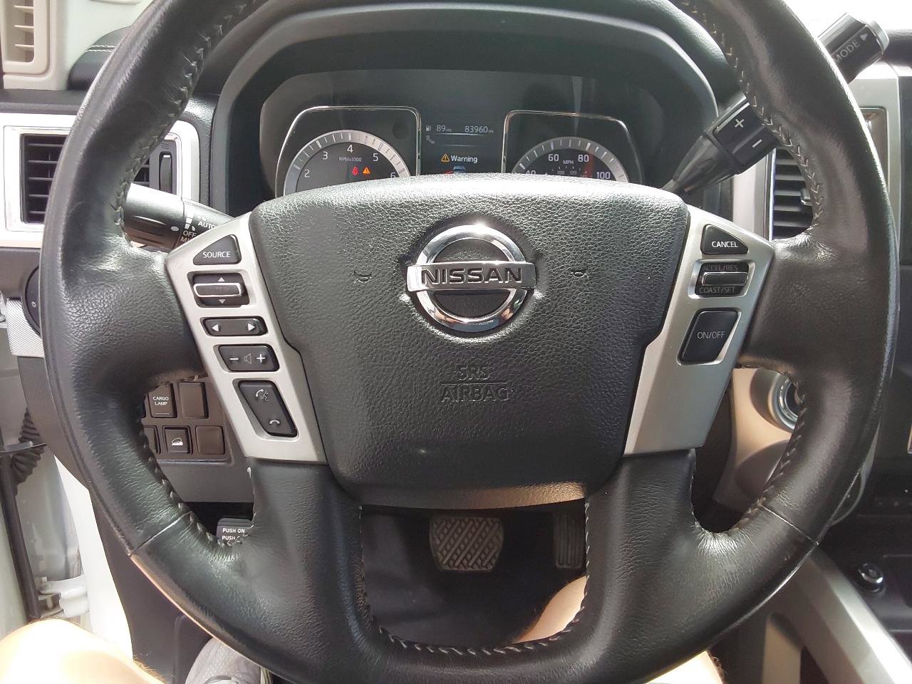 Used 2017 Nissan Titan PRO-4X w/ Pro-4x Convenience Package AWD/4WD image 20