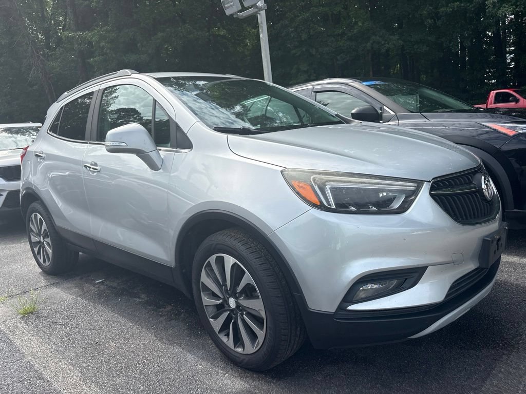 Used 2018 Buick Encore Essence AWD/4WD image 1