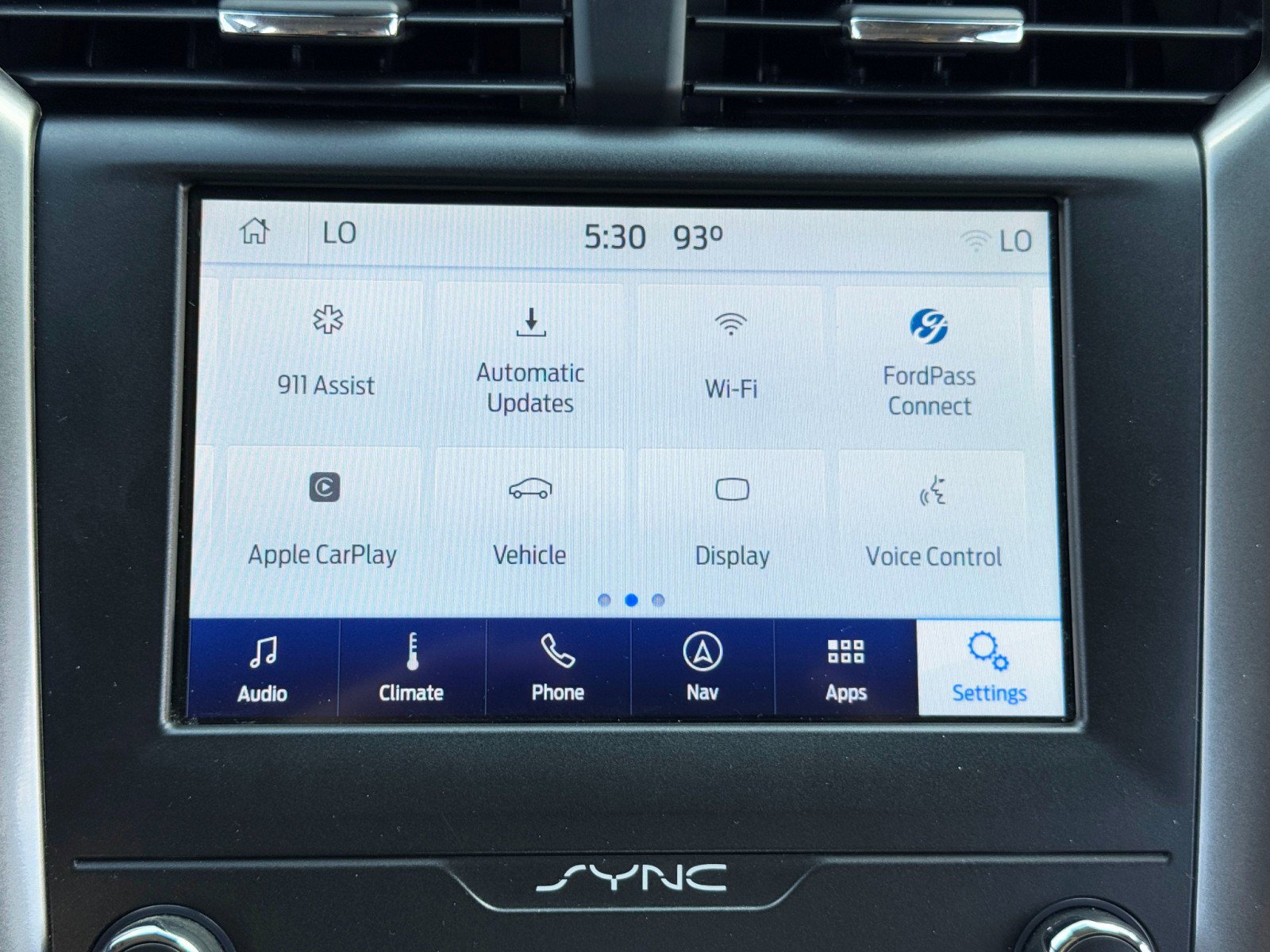 Used 2019 Ford Fusion SE image 25