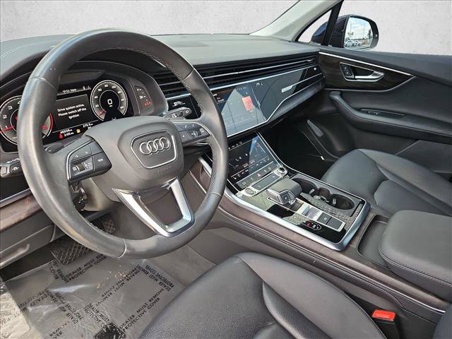 Used 2023 Audi Q7 2.0T Premium Plus w/ Premium Plus Package AWD/4WD image 12