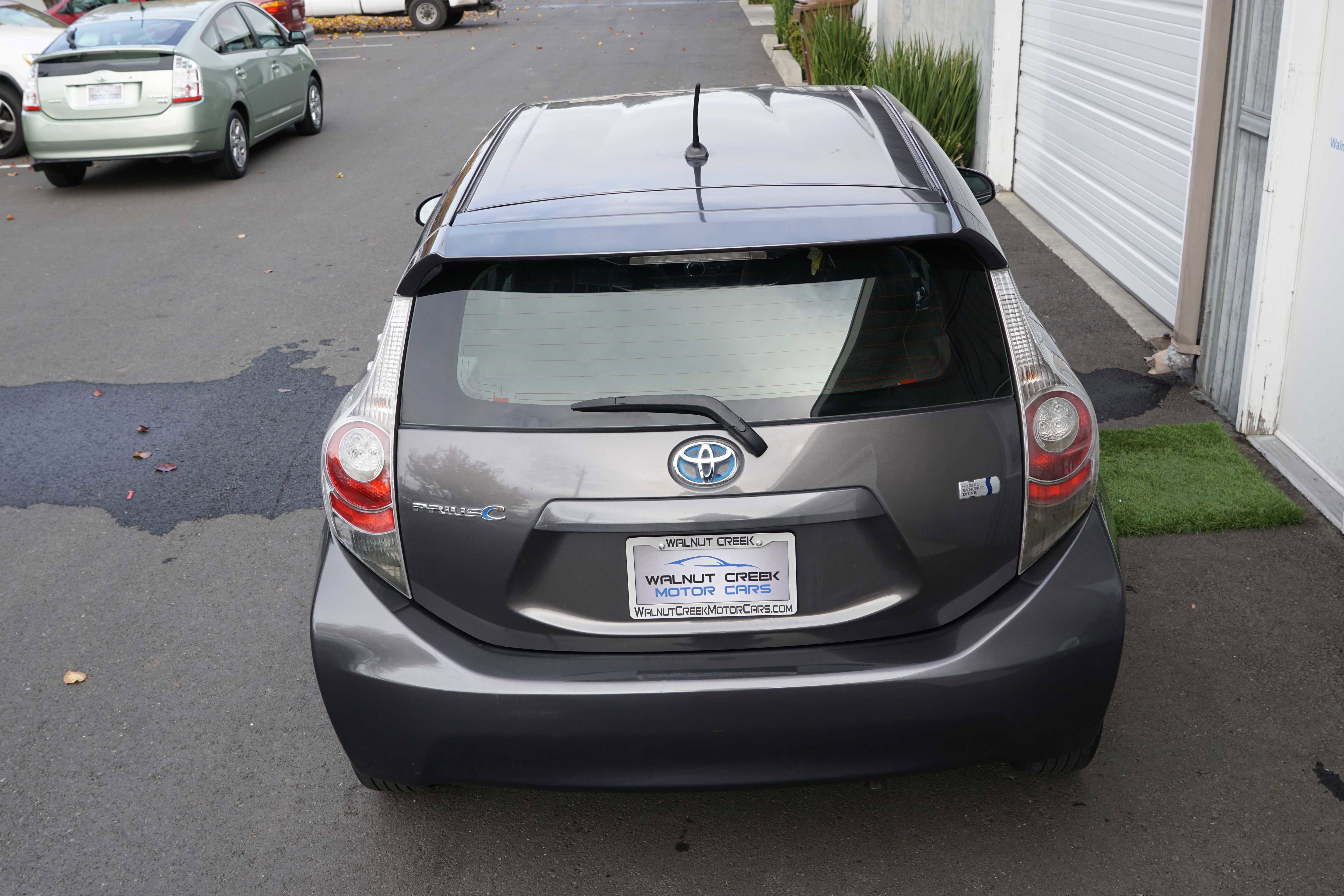Used 2013 Toyota Prius C Two image 13