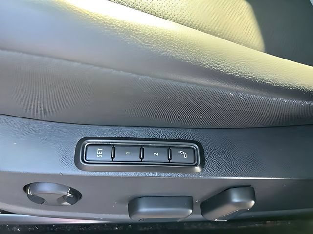 Used 2021 Volkswagen ID.4 Pro S AWD/4WD image 21