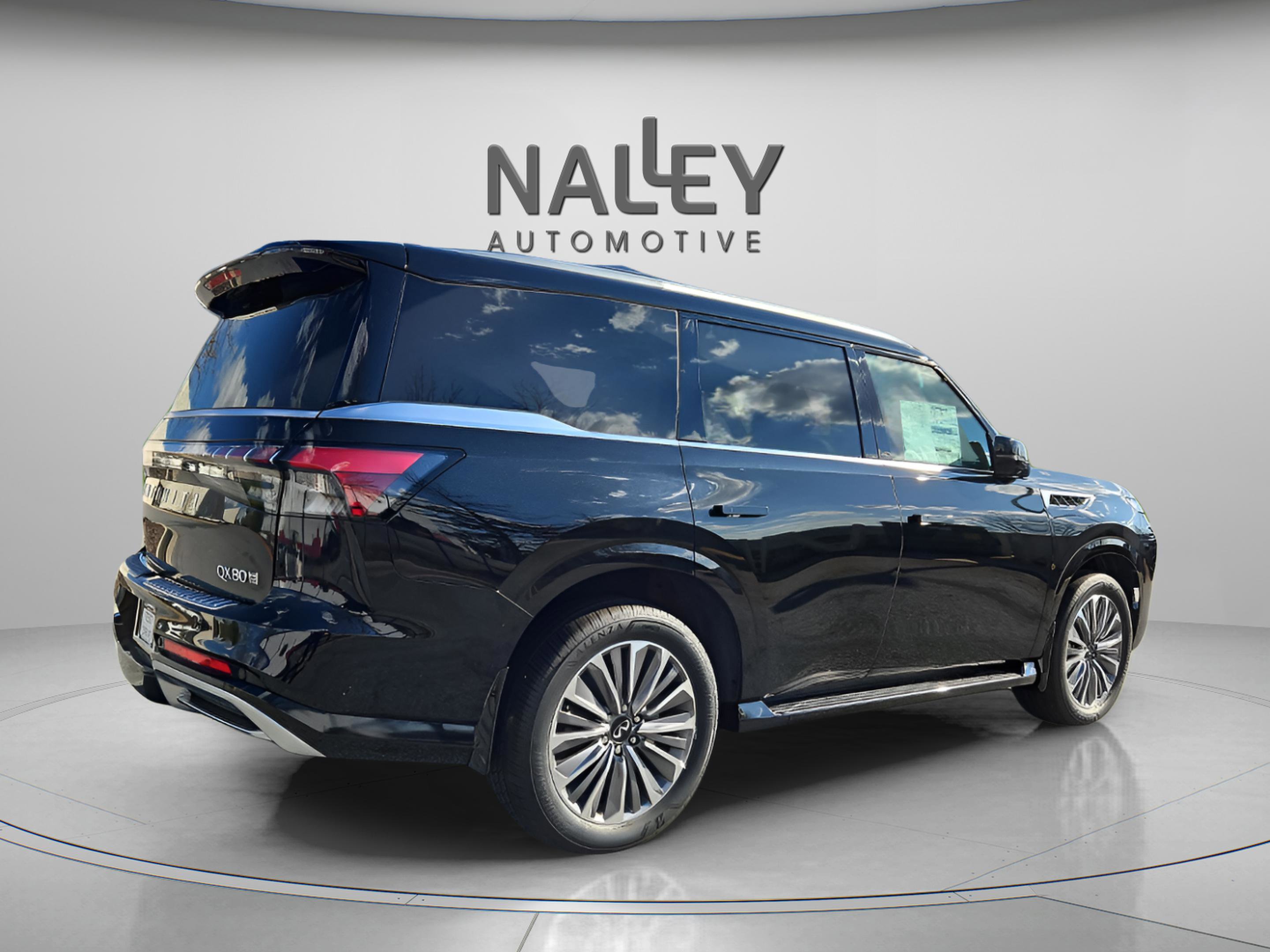 New 2025 INFINITI QX80 Sensory w/ Exterior Package image 5