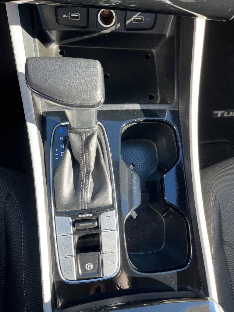 Used 2022 Hyundai Tucson SE w/ Cargo Package image 11