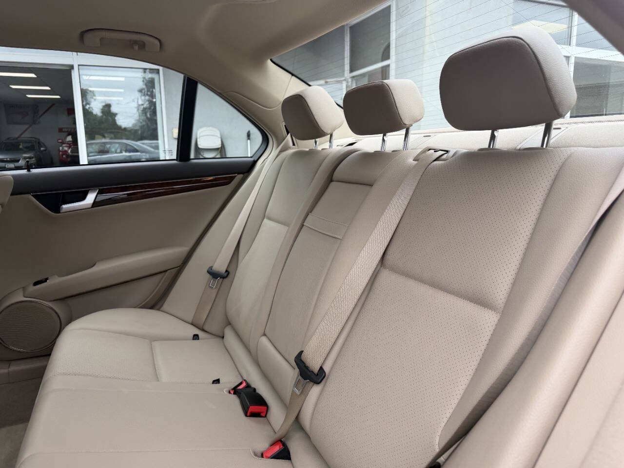 Used 2012 Mercedes-Benz C 300 4MATIC Sedan image 19