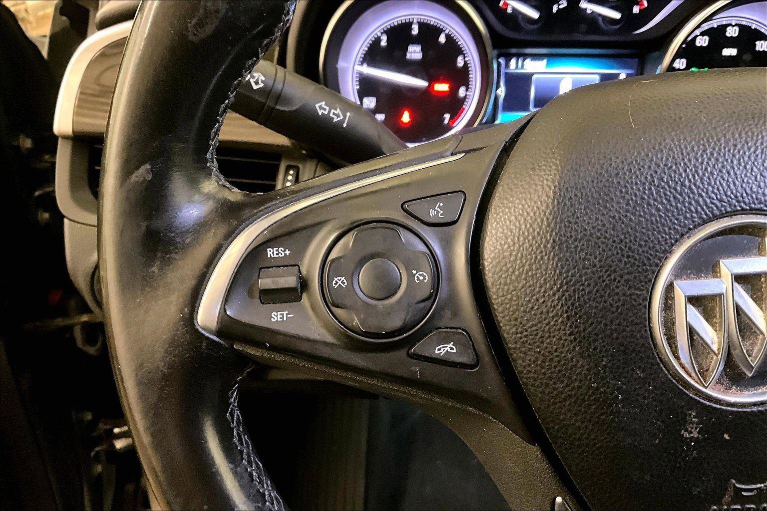 Used 2020 Buick Envision Preferred image 18