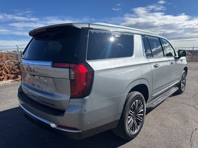 Used 2025 GMC Yukon XL Elevation image 6
