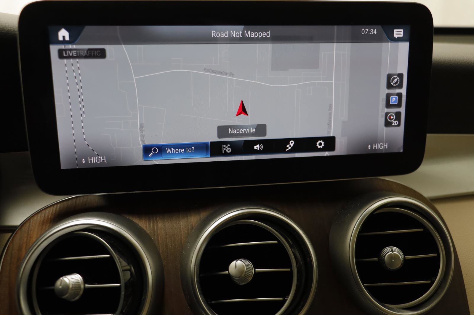 Used 2021 Mercedes-Benz GLC 300 4MATIC image 10