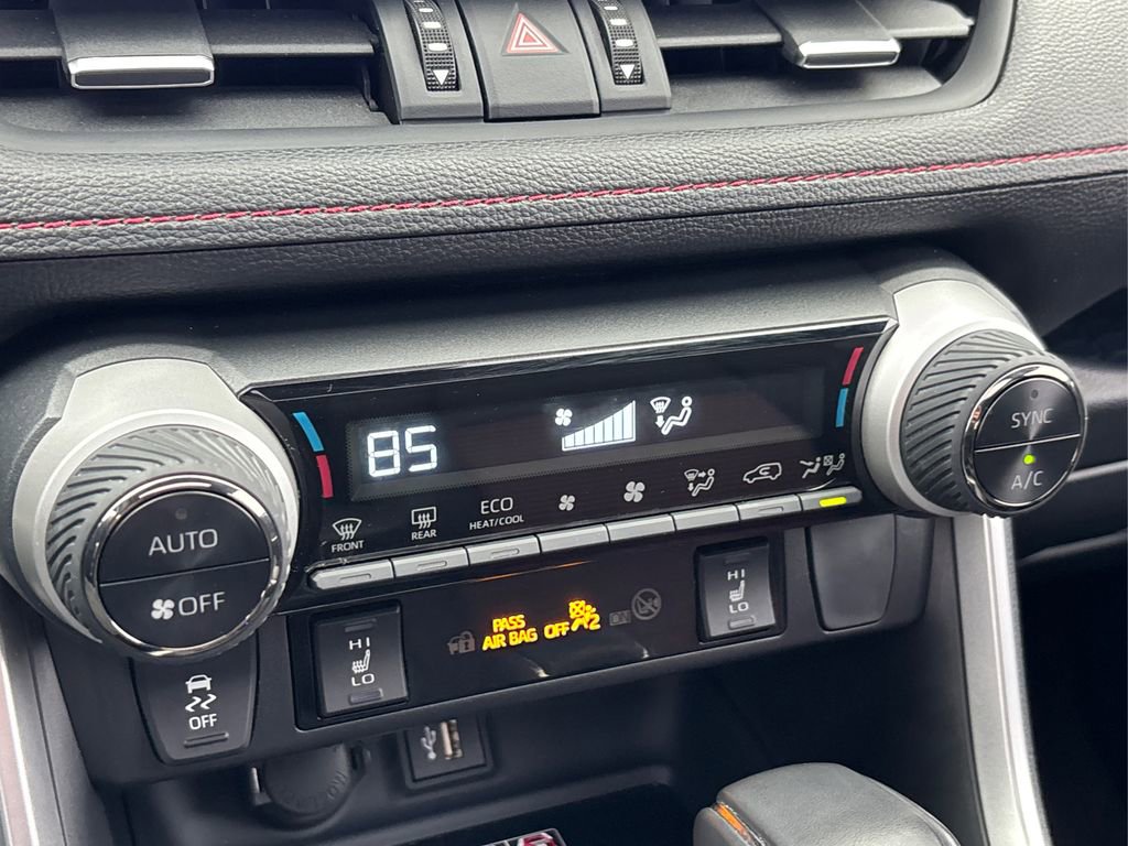 Used 2024 Toyota RAV4 XSE image 30