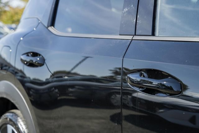 New 2026 Nissan Kicks SR w/ Cold Weather Package image 18