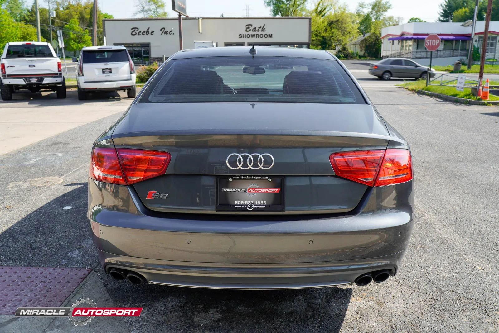 Used 2013 Audi S8 w/ Driver Assistance Pkg AWD/4WD image 6