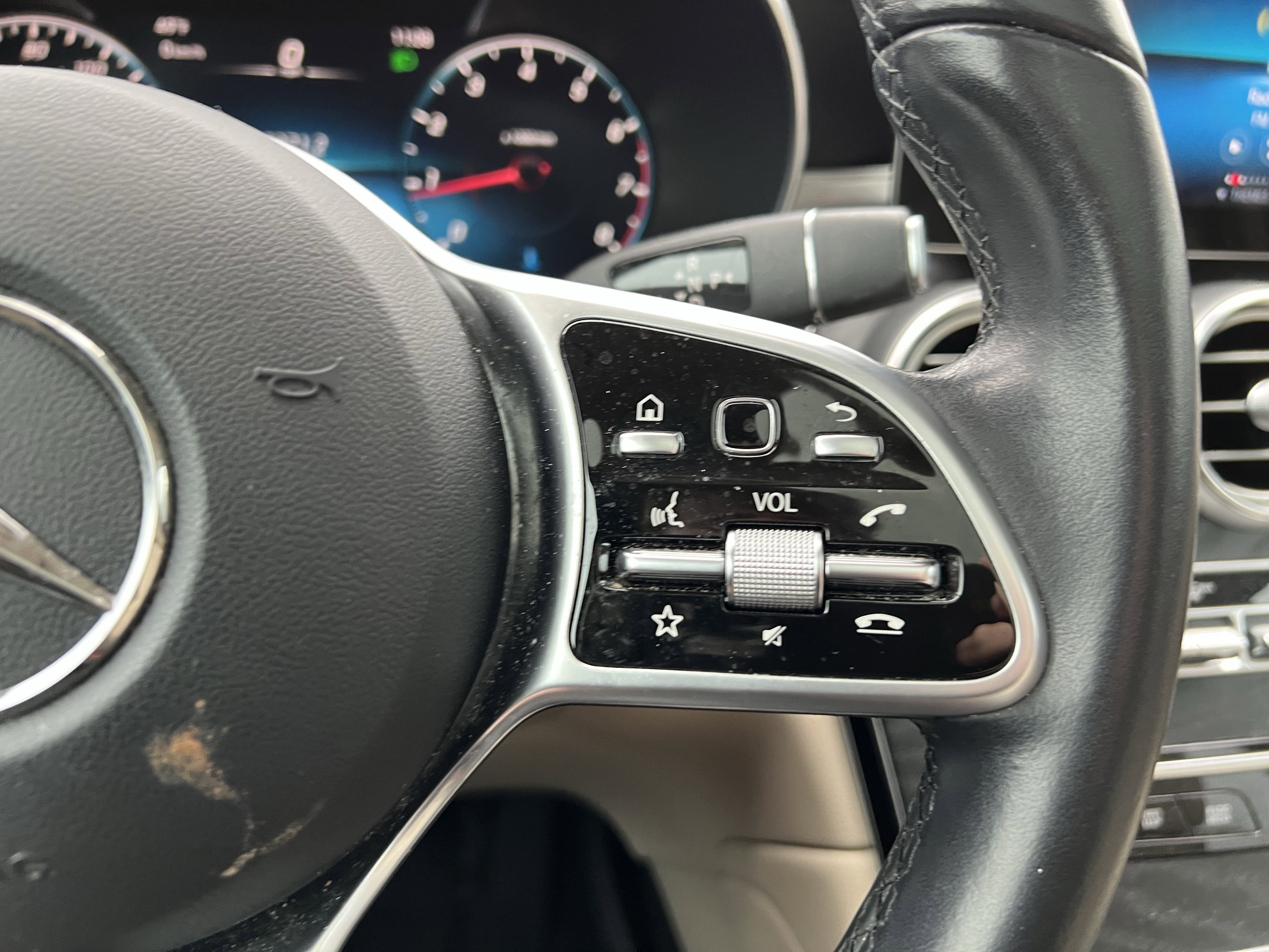 Certified 2022 Mercedes-Benz GLC 300 image 20