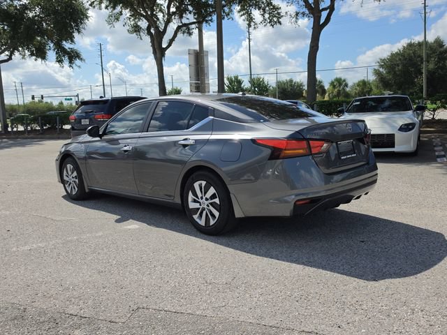 Certified 2025 Nissan Altima 2.5 S FWD image 6