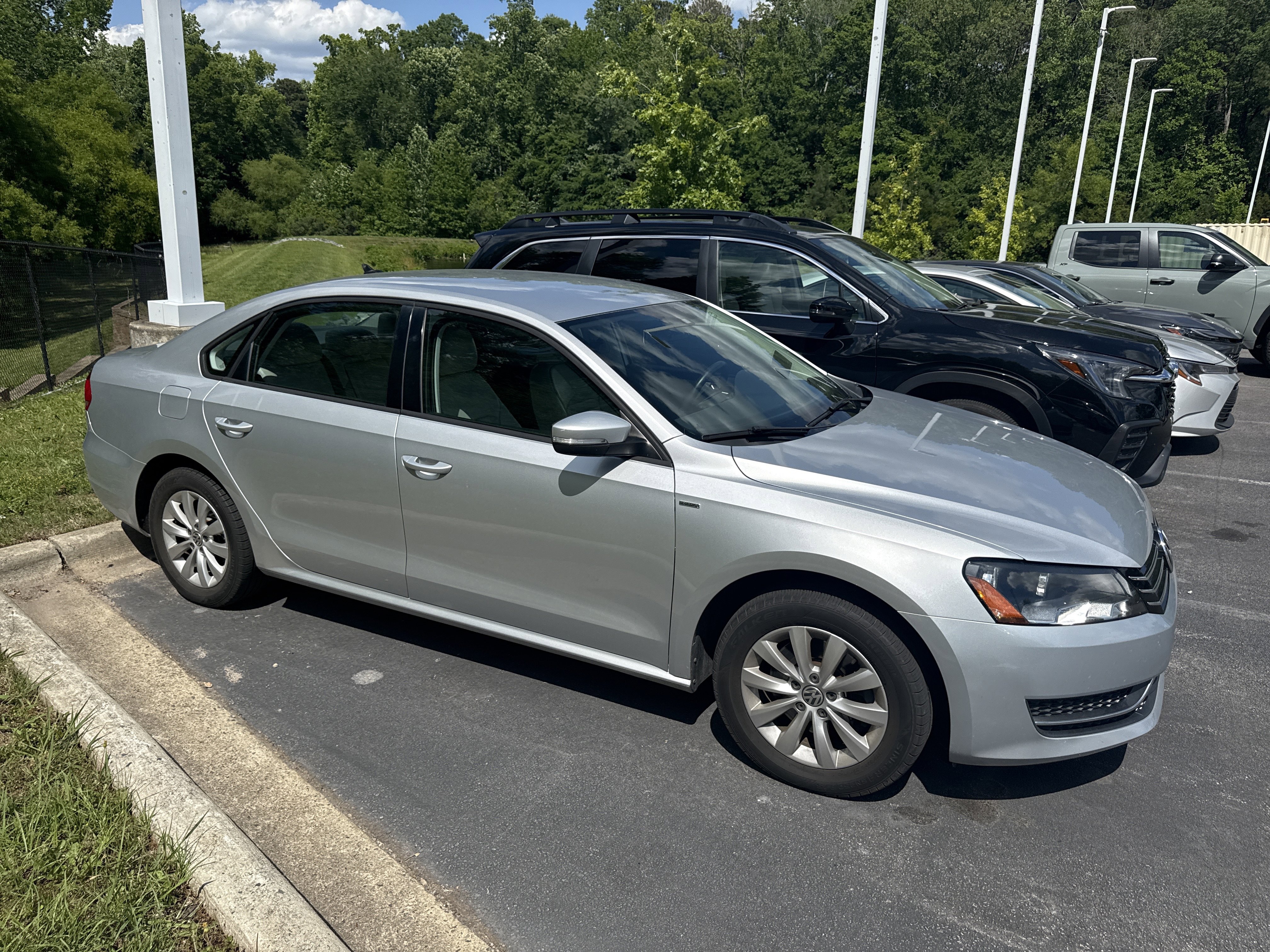 Used 2014 Volkswagen Passat 1.8T Wolfsburg Edition FWD image 6