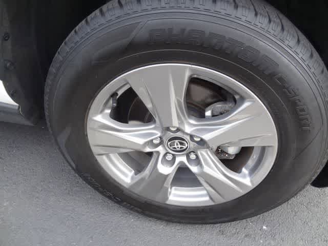 Certified 2024 Toyota RAV4 XLE FWD image 18